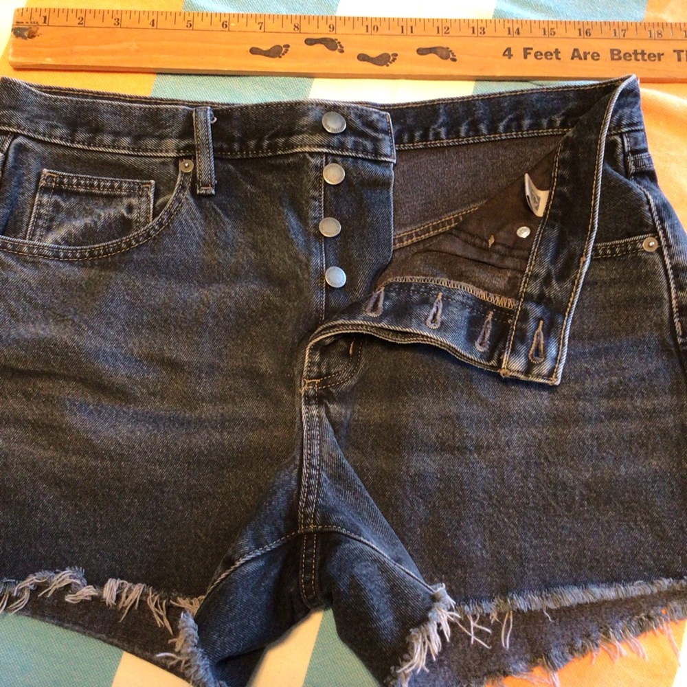 Universal thread button up jean shorts. - Picture 3 of 5